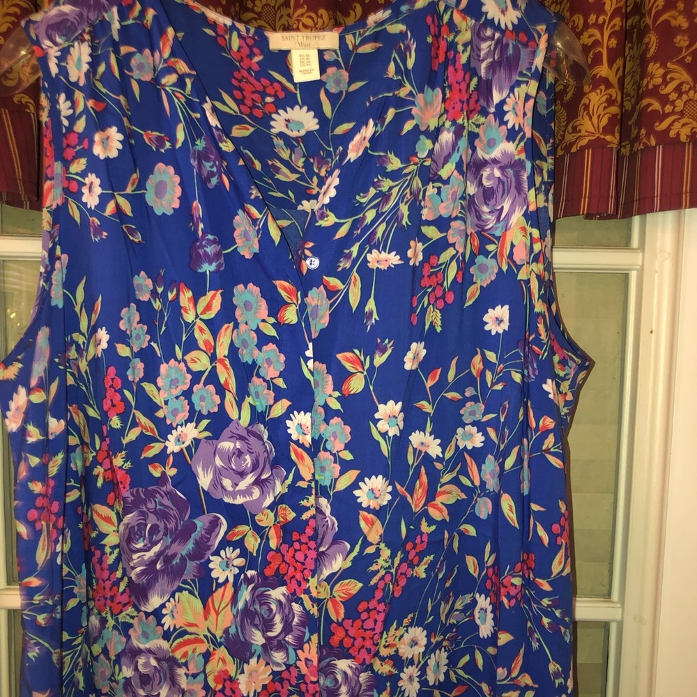Women’s plus tank